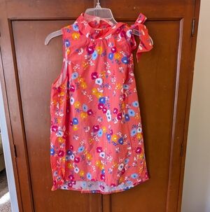Tyler Boe Flowy sleeveless Floral Pink top w Side tie Size Medium